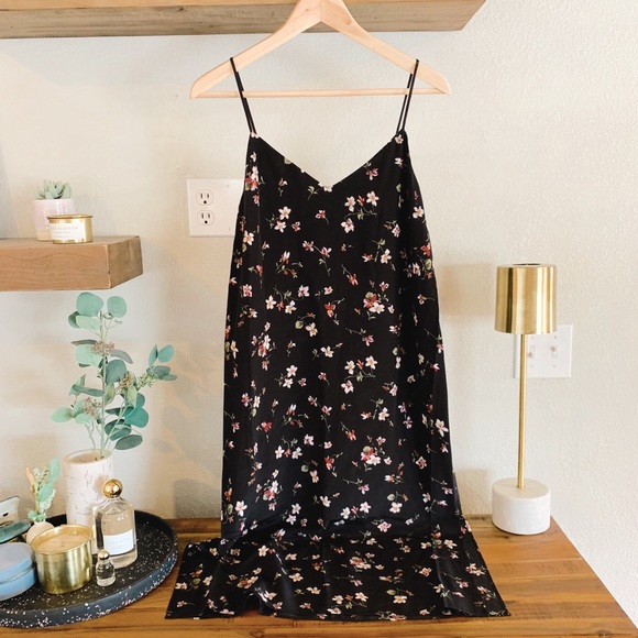 Madewell Dresses & Skirts - NWT Madewell Silk Slip Dress Floral